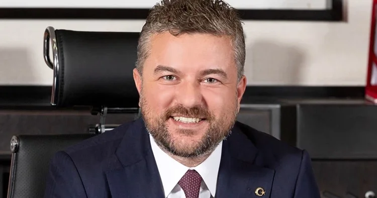 İşçilerin maaş eylemi sırasında tatile gitmesi eleştirilen Buca Belediye Başkanı Duman dan açıklama