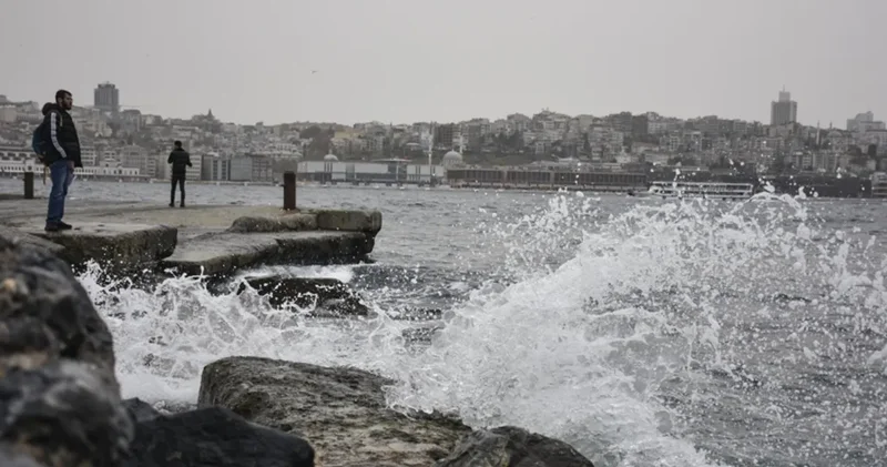 İstanbul da kar erimeden fırtına uyarısı geldi! Uzman isim tarih verdi