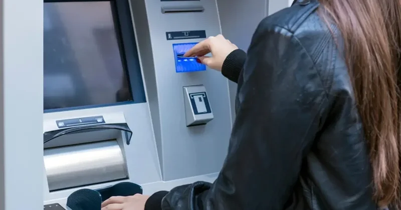 Yeni dönem bu sabah başladı! ATM ye kartını takan bu mesajla karşılaşıyor