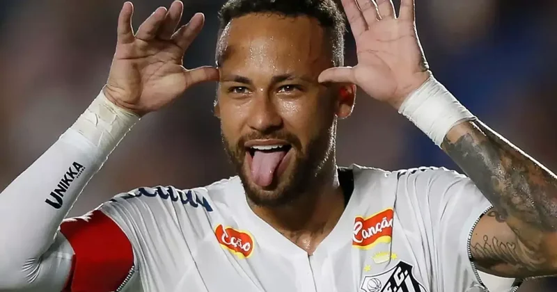 Dünyaca ünlü gazateci duyurdu! Neymar, imzayı attı