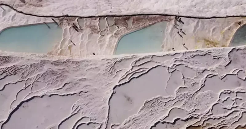 Pamukkale de tarihi rekor! Tam 2 milyon 300 bin kişi!