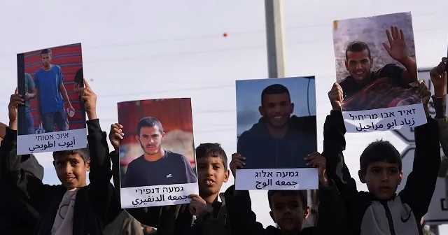 Necef te silahlı İsraillilerin saldırıları protesto edildi VİDEO İZLE