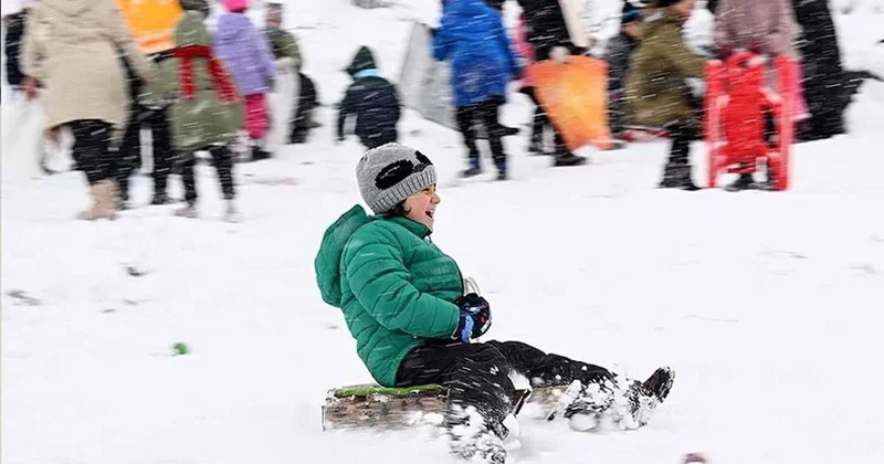 İstanbul da yarın (2 Ocak) okullar tatil mi? İstanbul’da beyaz esaret başladı, gözler Valiliğe çevrildi! Sözcü Gazetesi