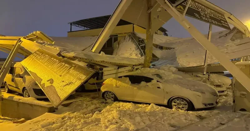 Şanlıurfa da kar yağışı nedeniyle çöken çatılar 67 araca hasar verdi