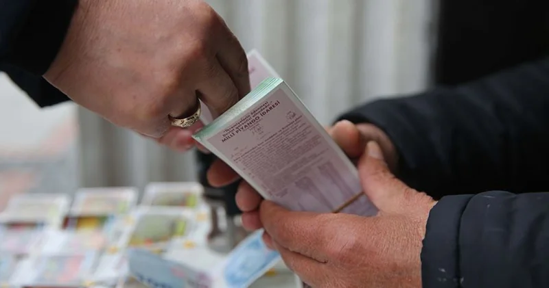 2026 Milli Piyango yılbaşı çekilişi son 3 rakamı bilene ne veriyor? Milli Piyango son 3 rakama kaç TL ödül/iktamiye veriyor?