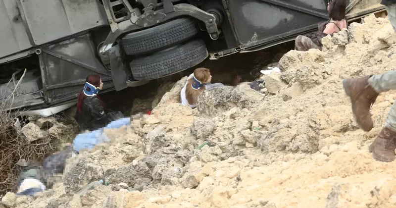 Katliam otobüsünden sağ kurtulanlar o anları anlattı: İnsanlar düşmeye başladı, tutamadım