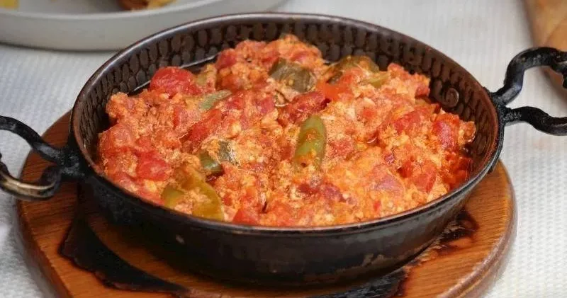 Dar gelirli için menemen de lüks oldu: Asgari ücretli bir yılda 611 porsiyon kaybetti