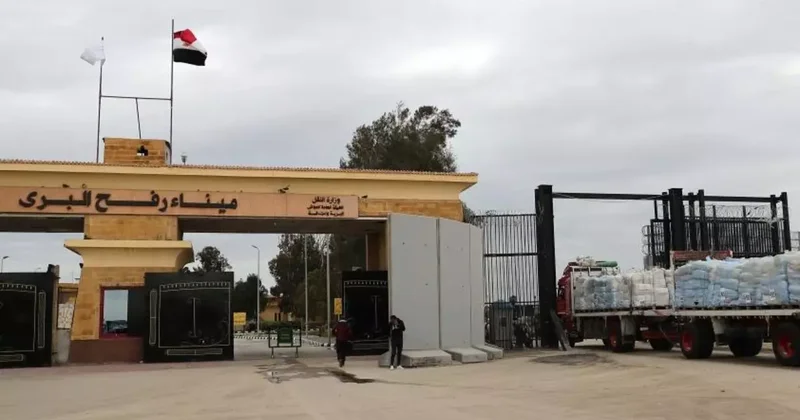 Mayıs 2024 ten beri kapalıydı! İsrail basını duyurdu: Gözler Refah Sınır Kapısı na çevrildi