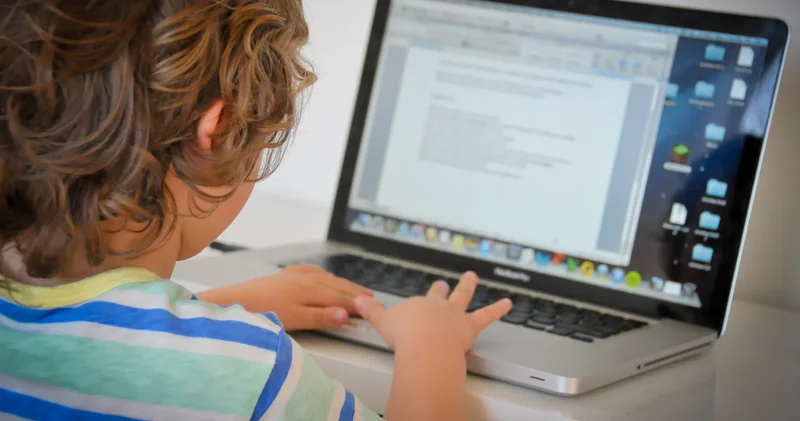 İnternet ve GSM hatlarına düzenleme: Çocuklara yönelik erişim tedbirleri TBMM gündeminde