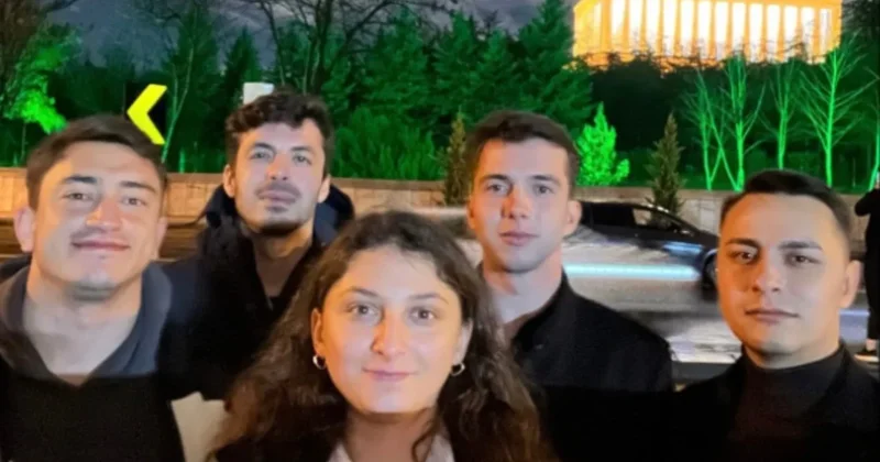 Atatürkçü teğmenlerden ihraçlarının birinci yılında Anıtkabir de hatıra fotoğrafı Sözcü Gazetesi