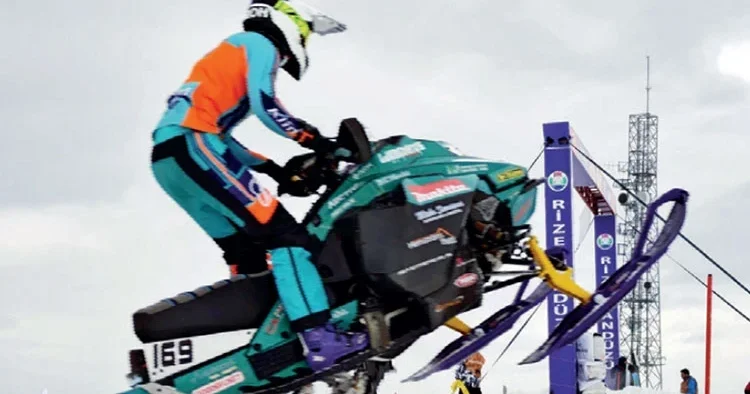 Rize Handüzü yaylası motor sesiyle inledi!