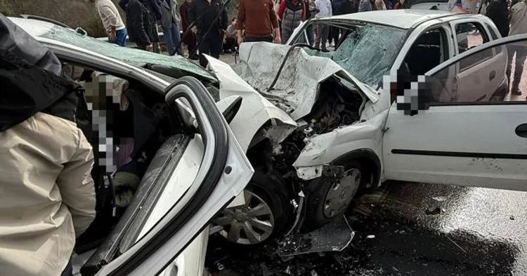 Antalya Isparta yolunda fecei kaza: 6 ölü, 6 yaralı