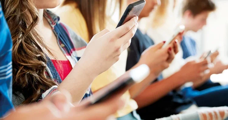 Türkiye’nin ‘online’ haritası çıkarıldı... Günde 7 saat internetteyiz