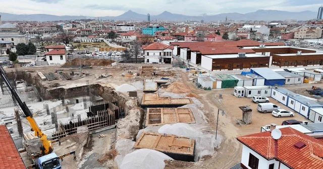 Tarihi dönüşüm projesinde ikinci etap süreci başladı Karatay da Türbe Arkası nda tarihi dönüşüm devam ediyor, 6 tescilli tarihi yapı ihya ediliyor Konya Haberleri