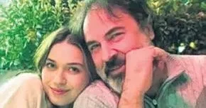 YÜKSEL AYTUĞ Afra Saraçoğlu’nun rötarlı mutluluğu