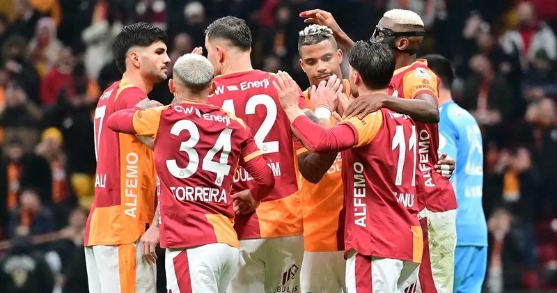 Galatasaray a kötü haber: Cezalı duruma düştü