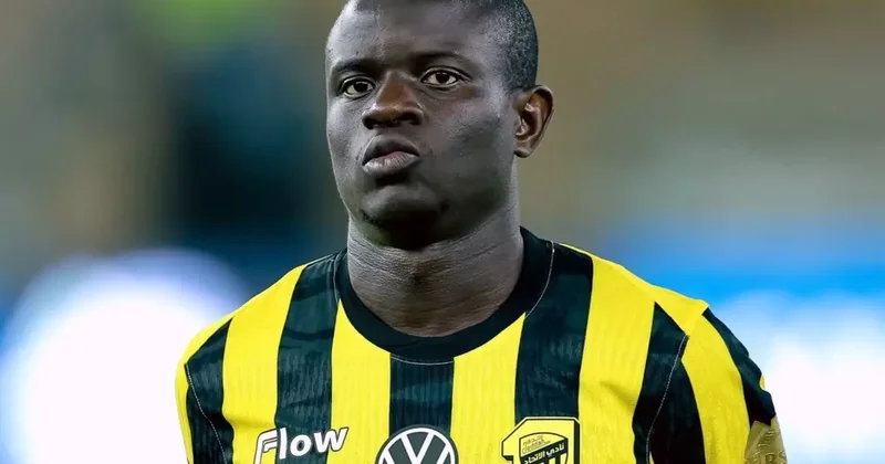Fenerbahçe de oynamak isteyen N Golo Kante den flaş hareket