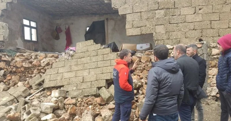 Son dakika: Şiddetli yağış Şırnak ta bir konutun kısmen yıkılmasına neden oldu Son dakika haberleri