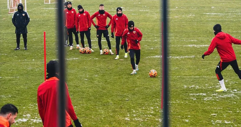 Galatasaray maçına saatler kala yollar ayrıldı: 130 gün sonra haber geldi