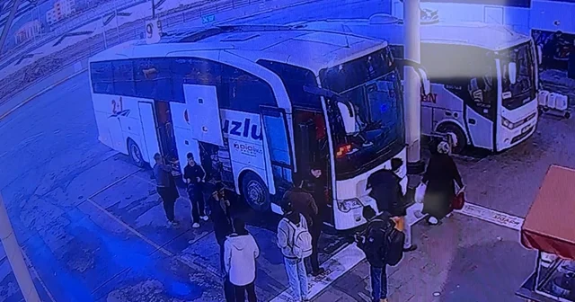 Feci kazaya karışan otobüs Isparta dan son kez yolcu alırken görüntülendi Isparta Haberleri