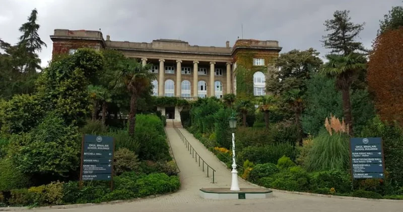 Epstein skandalında adı geçen Robert Koleji nden açıklama Sözcü Gazetesi