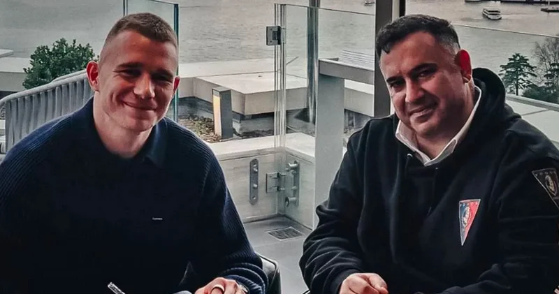 Szalai imzayı atar atmaz Emre Belözoğlu nu suçladı