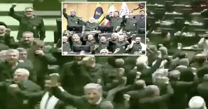 İran Meclisi orduya döndü! Devrim Muhafızları kıyafetleriyle ABD ye ölüm sloganları kamerada