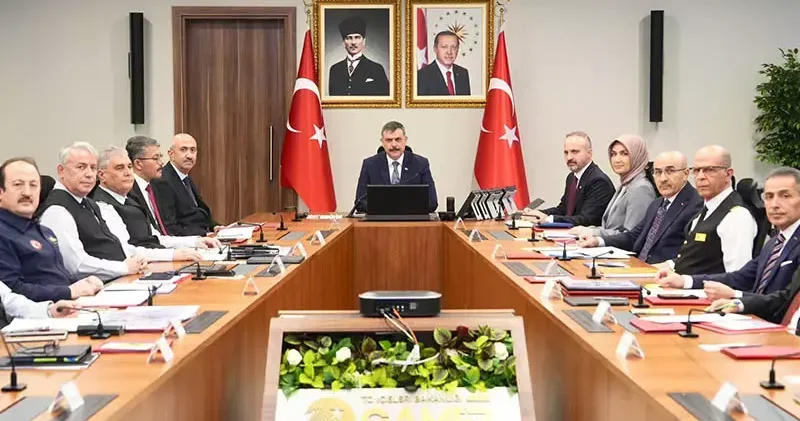 Bakan Çiftçi: Tüm birimler teyakkuz halinde görevini sürdürüyor