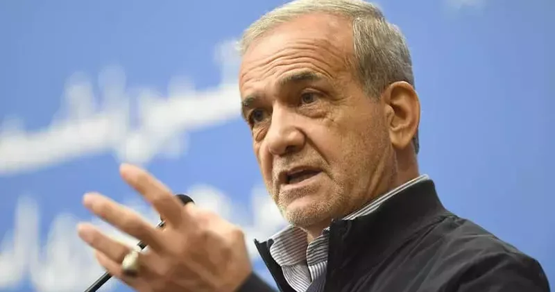 Pezeşkiyan: Geçici Liderlik Konseyi görevine başladı