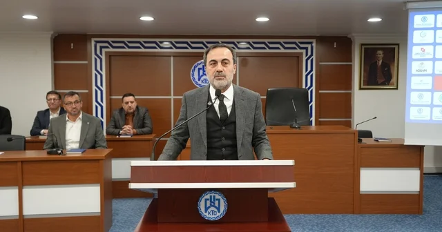 KTO da Şubat Ayı Olağan Meclis Toplantısı Cumhurbaşkanlığı Strateji ve Bütçe Başkan Yardımcısı Kutluhan Taşkın, KTO meclis üyeleriyle bir araya geldi Konya Haberleri