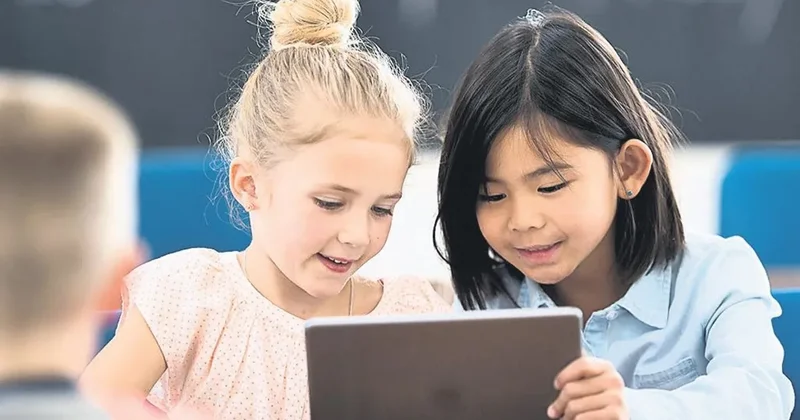 Çocuklara sanat maskesiyle müstehcen tuzak