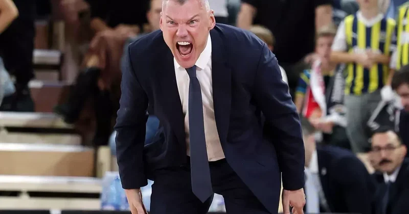 Fenerbahçe den açıklama: Takımımızdan 4 kişi Dubai ve Abu Dabi de mahsur kaldı