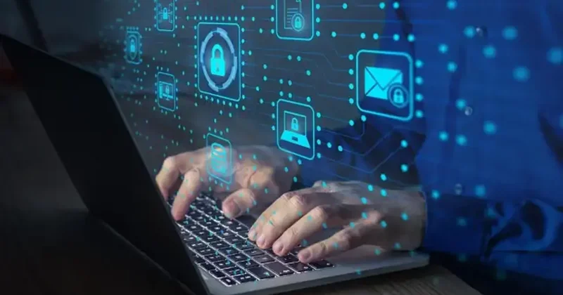 İran la ilgili dezenformasyon yapan hesaplara erişim engeli