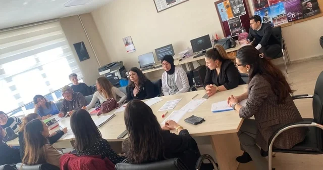 Atça Şehit Mutlu Uçar Anadolu Lisesi nde Türkiye Yüzyılı Maarif Modeli Toplantısı Aydın Haberleri