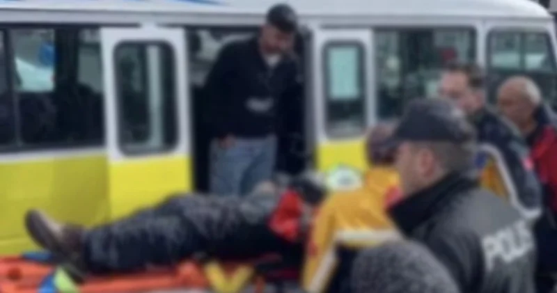 Minibüsten düşüp, hayatını kaybetti