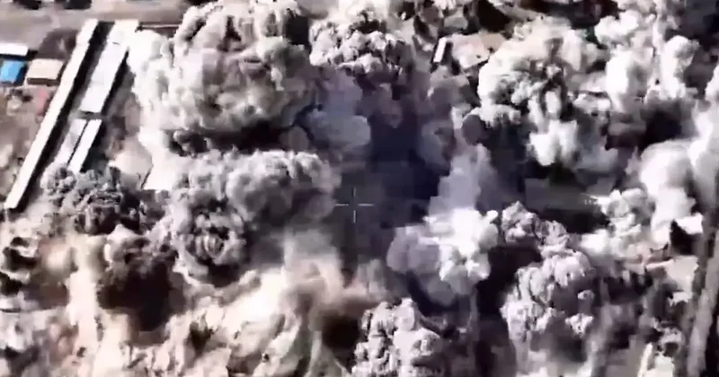 Tahran a saldırı anı! Patlamanın büyüklüğü kamerada