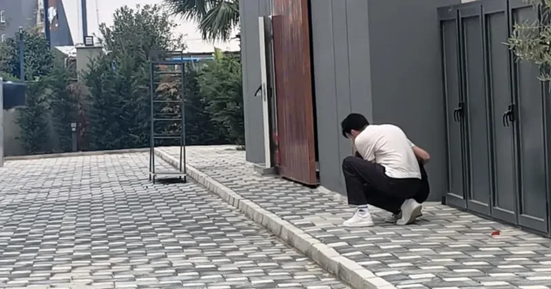 Lüks dairede yangın! Evinin yandığını gören genç gözyaşlarına boğuldu