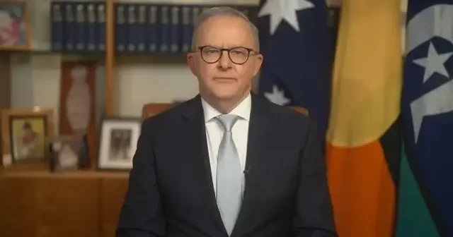 Avustralya Başbakanı: Bizi zor günler bekliyor, işe otobüsle gidin VİDEO İZLE