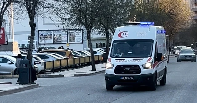 Budama yaparken kolunu kesildi, ambulansta kalp krizi geçirdi Siirt Haberleri