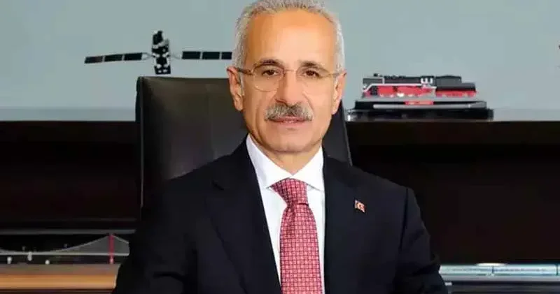 Bakan Uraloğlu: Hürmüz deki gemilerin mürettebatı ile görüşme halindeyiz