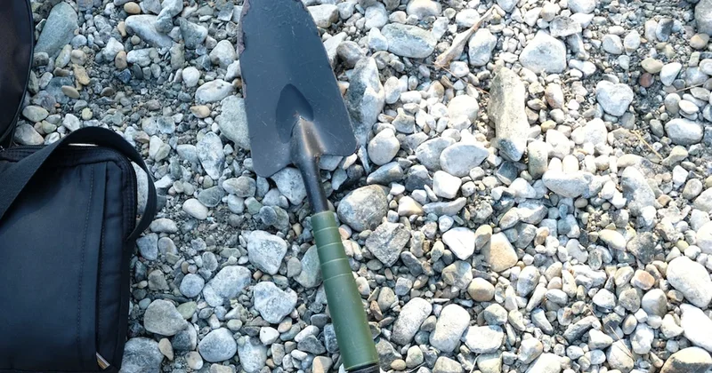 Havuz yaptırmak isterken milyoner oldu: Kazma vurduğu yerden poşet dolusu altın çıktı Sözcü Gazetesi