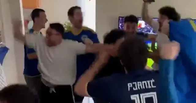 Bosna Hersek İtalya’yı eleyip tarih yazdı: Zaferi tekbir getirerek coşkuyla kutladılar VİDEO İZLE