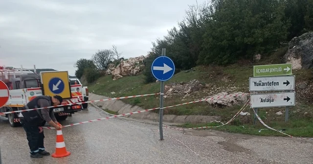 Selendi Kula yolu yeniden trafiğe kapatıldı Manisa Haberleri
