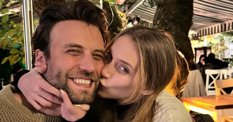 Sevgilisine kanka diyor! Nedeni ise ilk öpücüğe kadar gidiyor! Sözcü Gazetesi