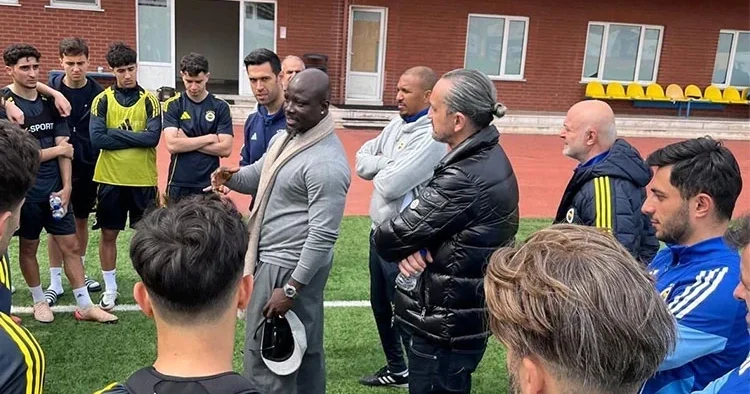 Appiah dan Fenerbahçe ziyaret!