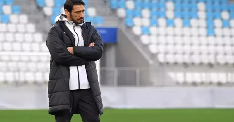 Egemen Korkmaz, maç esnasında yere yığıldı! Hırvatistan da hastaneye kaldırıldı