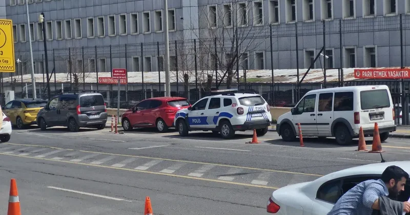 Boşanma davası süren çiftin yakınları arasında kavga: 1 i ağır, 3 yaralı