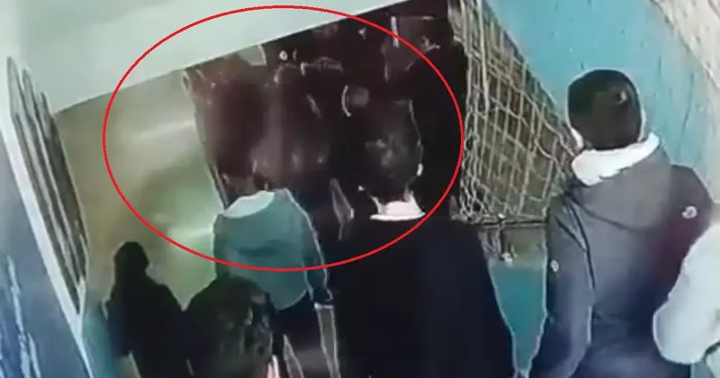 Öğretmene okulda darp iddiası! Ambulansla hastaneye kaldırıldı