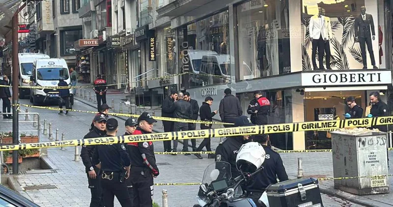 Kazak kuryeyi sokakta infaz eden iki Gürcü yurt dışına kaçarken yakalandı