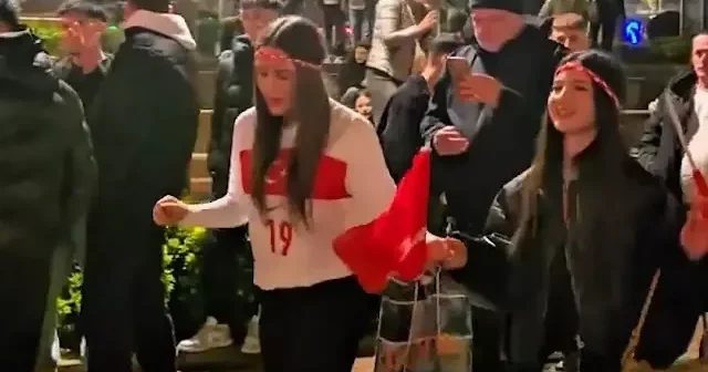 Trabzonlular Dünya Kupası nı horon oynayarak kutladı VİDEO İZLE